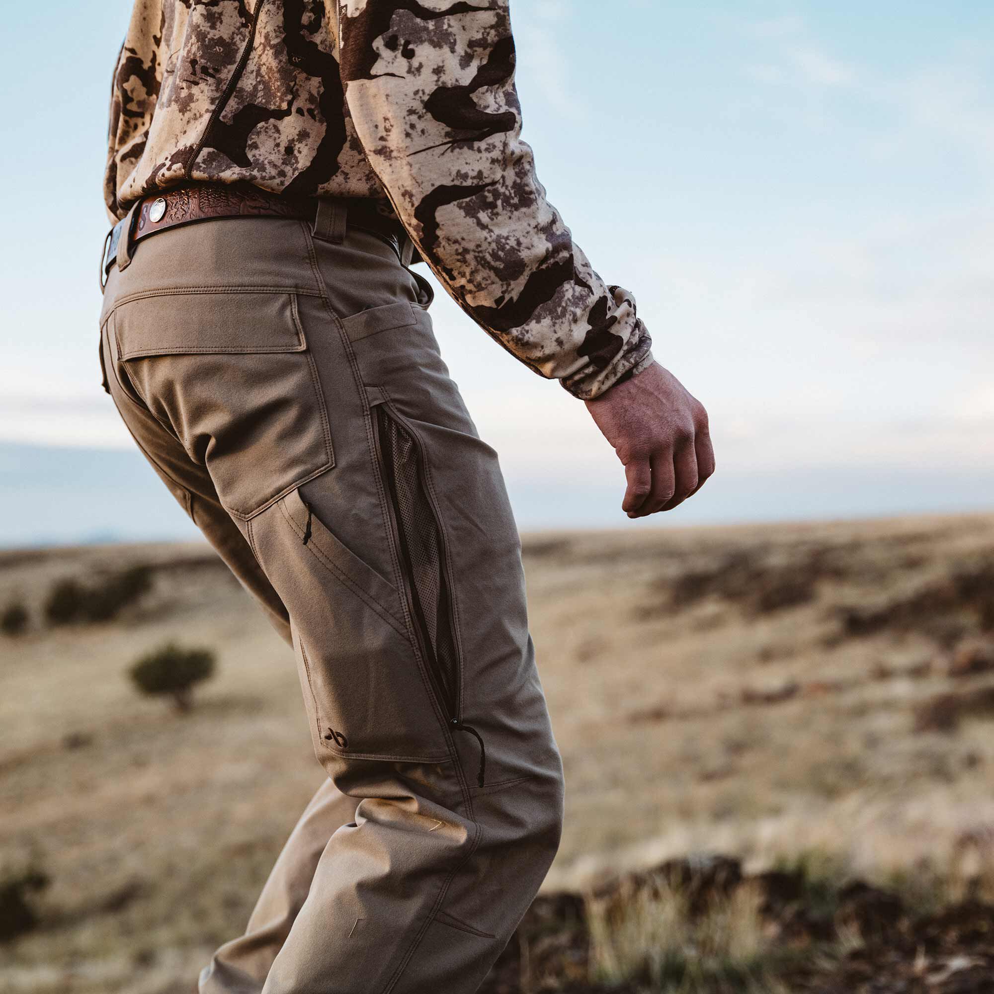 cdn_shop_files_mens-308-pant_global_field-side_8361f6a8-24f7-4596-96bc-7e0dd59000ac
