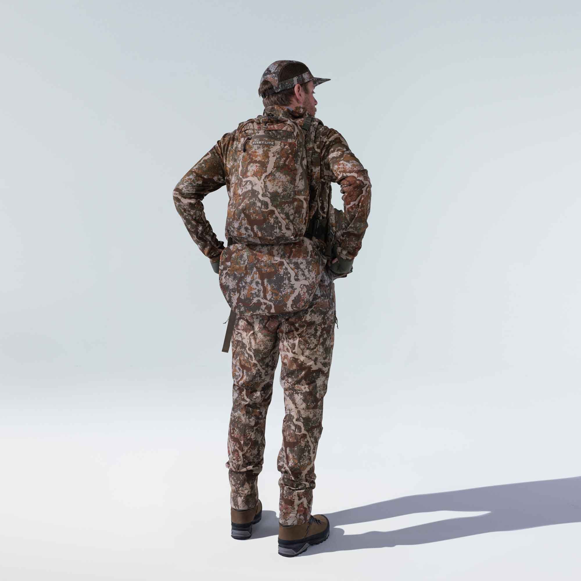 cdn_shop_files_treeline-turkey-vest_model_specter-back