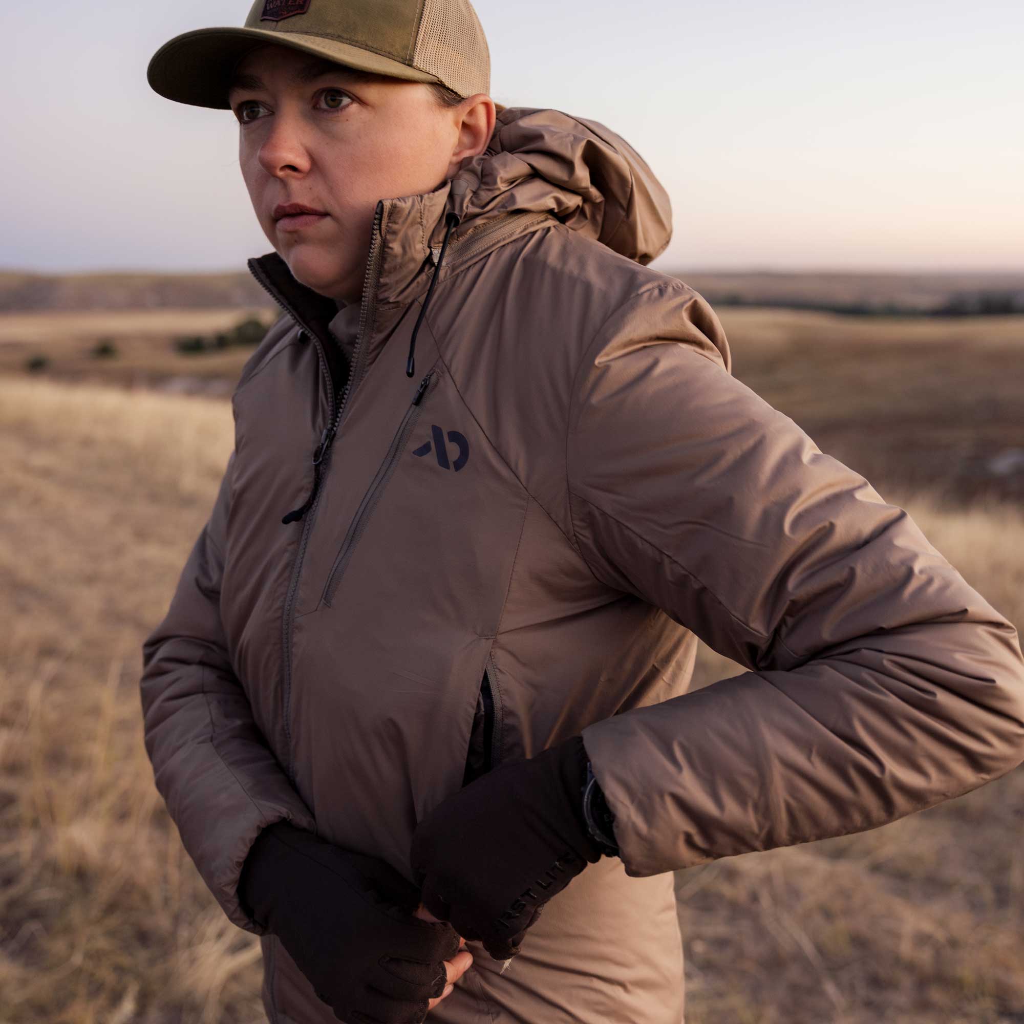 cdn_shop_files_women-north-range-jacket_global_field2
