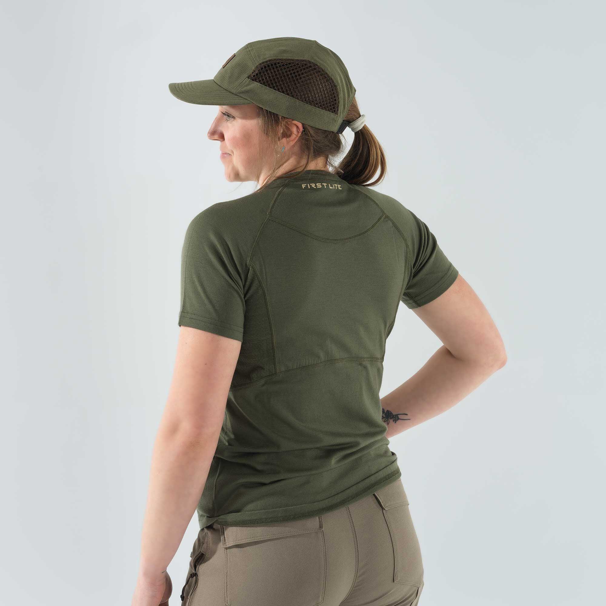 womens-wick-short-sleeve-crew_global_studio-back.jpg